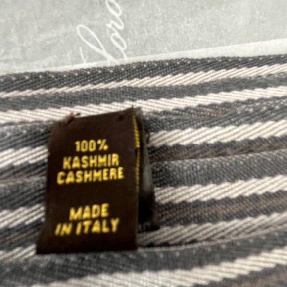 Loro Piana 100% Cashmere Scarf - Picture 3 of 4